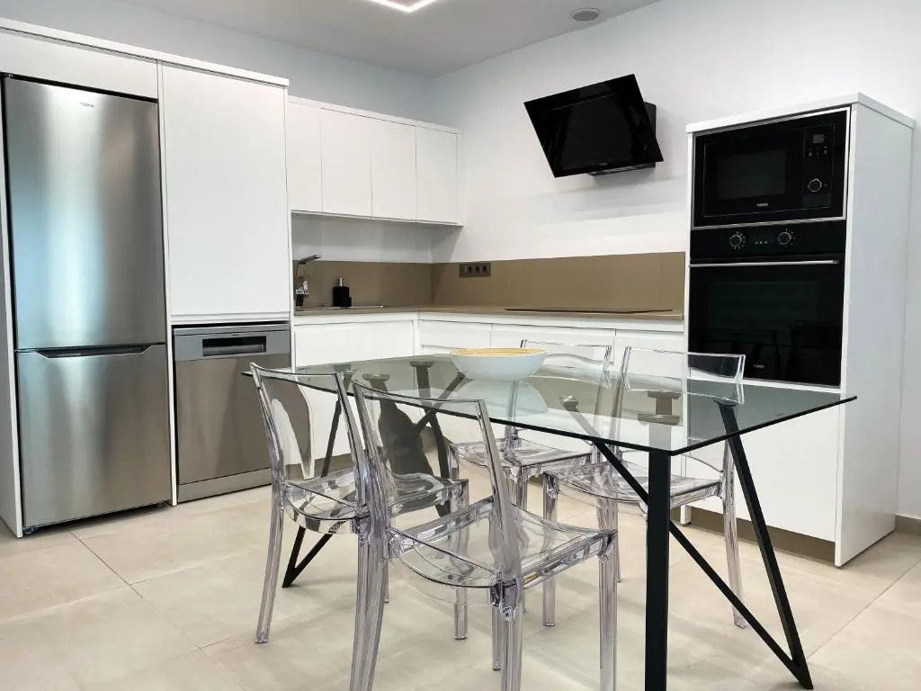 Marina Suites 7