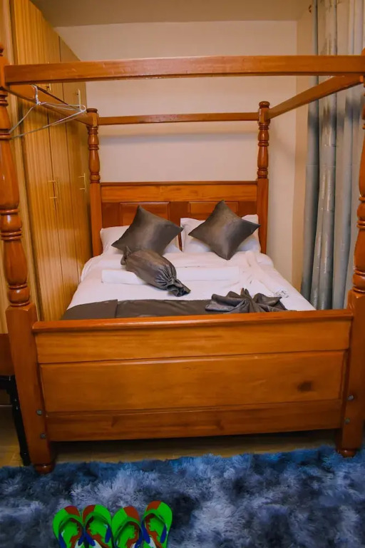 Lux Suites Lions Den Holiday Homes