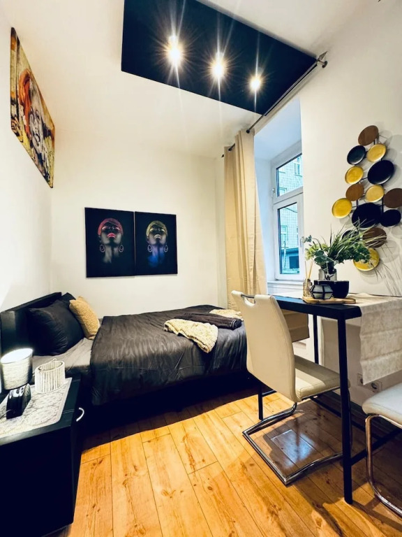 Bright Studio Stay Apt Near Rathausplatz