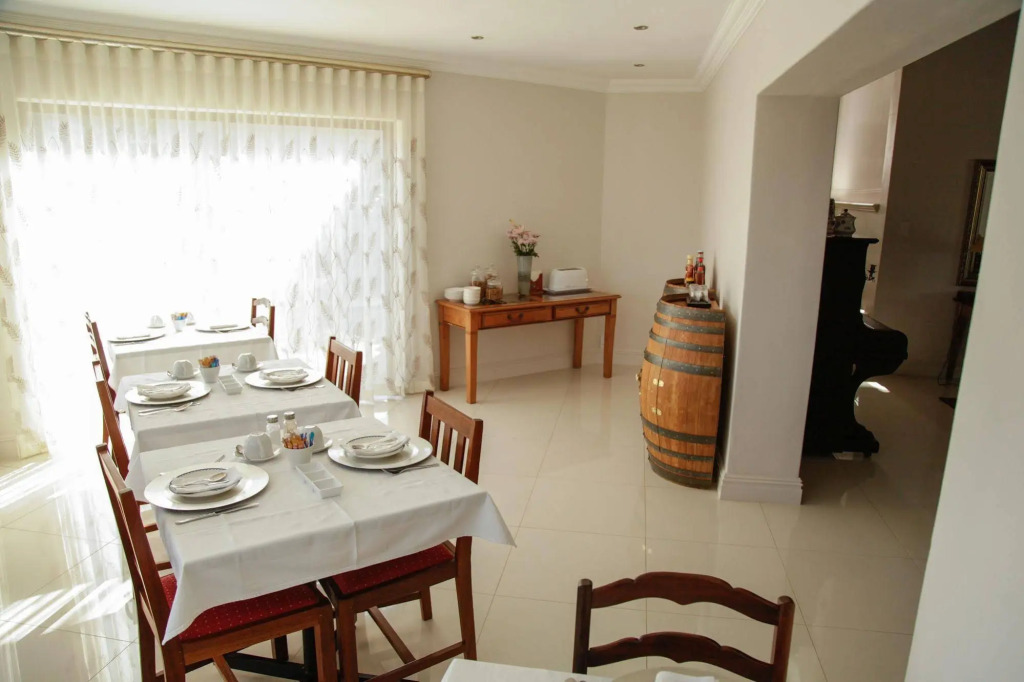 Hilltop Guesthouse