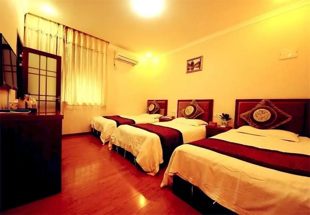Splendid Express Hotel