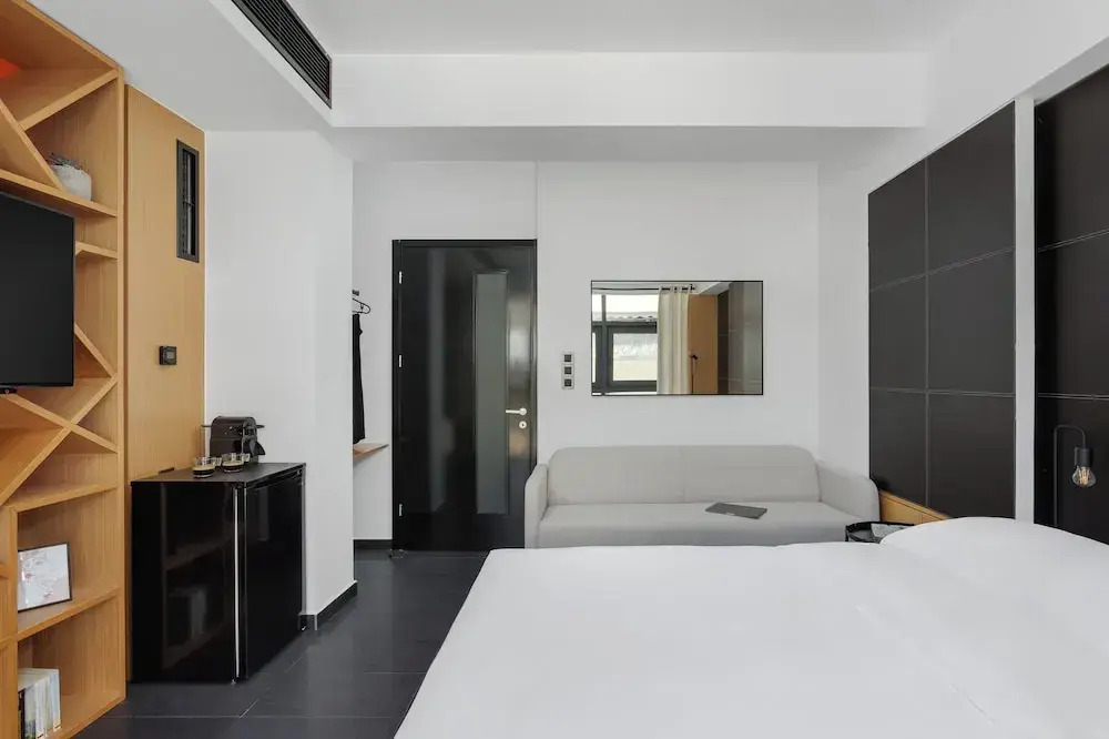 THE URBANIST •inner city residences•