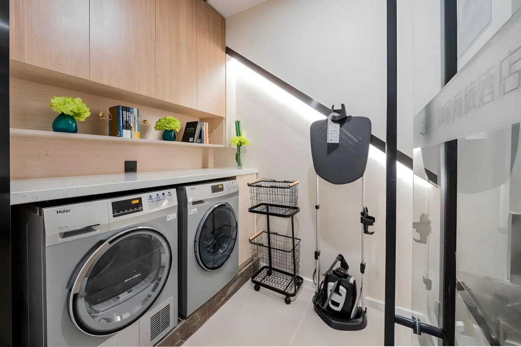 Home Inn Selected (Shanghai New International Expo Center, Guanglan Road Metro Station)
