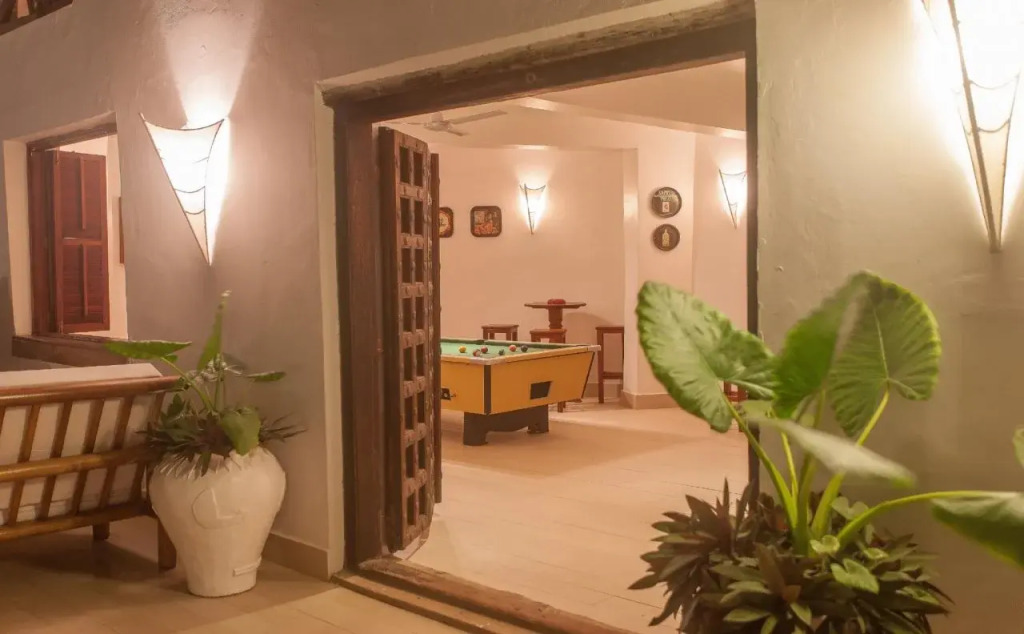 Dhow Inn Boutique Hotel