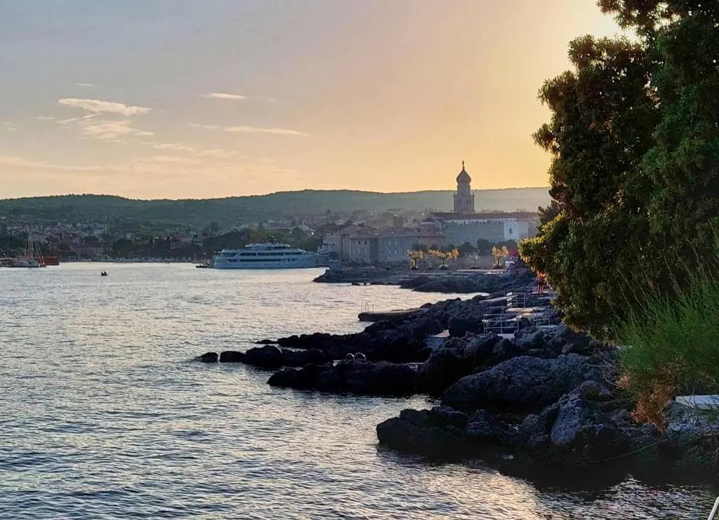 Apartman Nelamore - Krk town, 300 meters to the beach