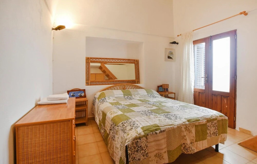 Beautiful Home in Pantelleria With Wifi and 4 Bedrooms