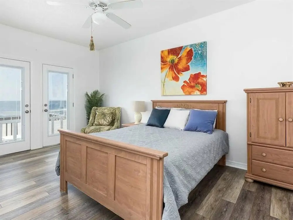 BayWalk by Meyer Vacation Rentals