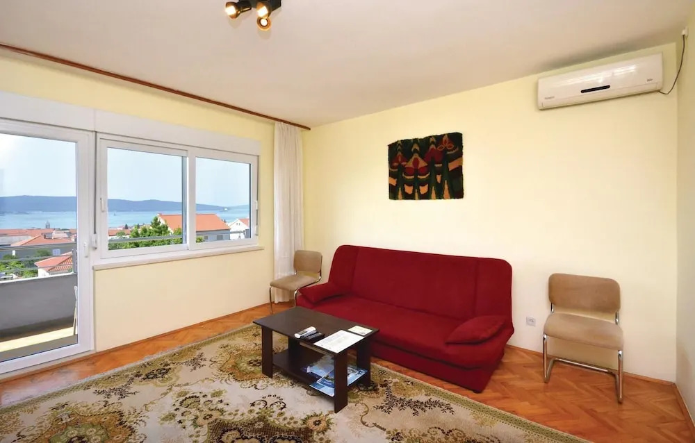 Beautiful Home in Kastel Sucurac With Wifi and 2 Bedrooms