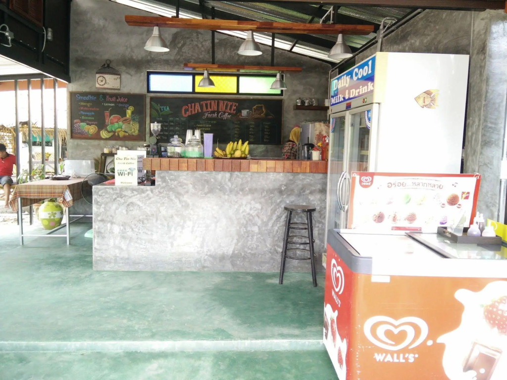 Cha-Cha Hotel