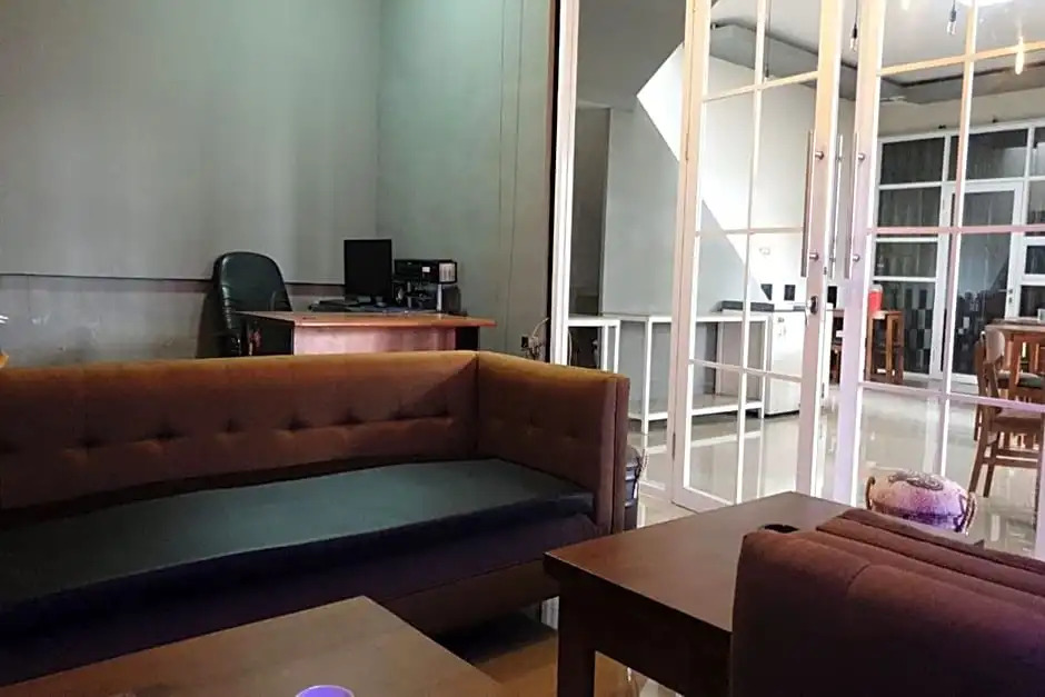 Safaraz Garden near Galaxy Bekasi Mitra RedDoorz