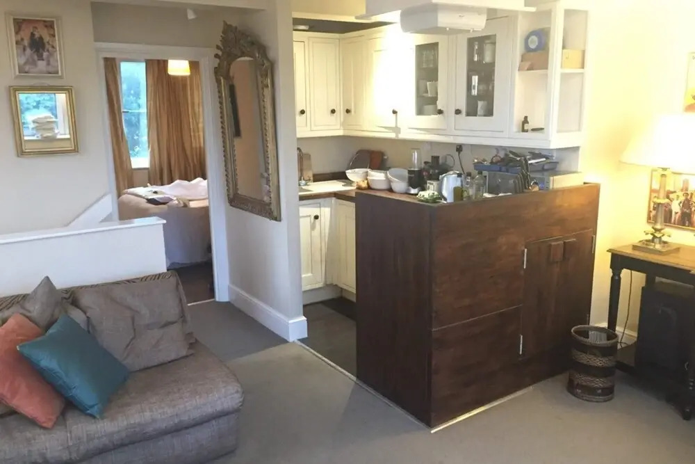 2 Bedroom Apartment off Portobello Road
