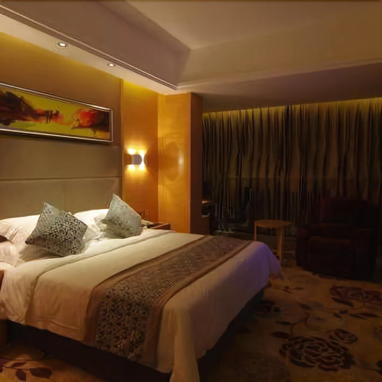 Yijia Mingren Hotel