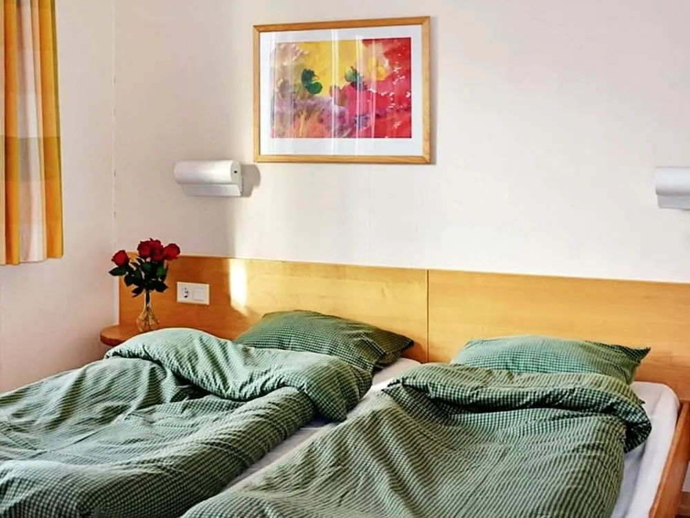 8 Person Holiday Home in HOK