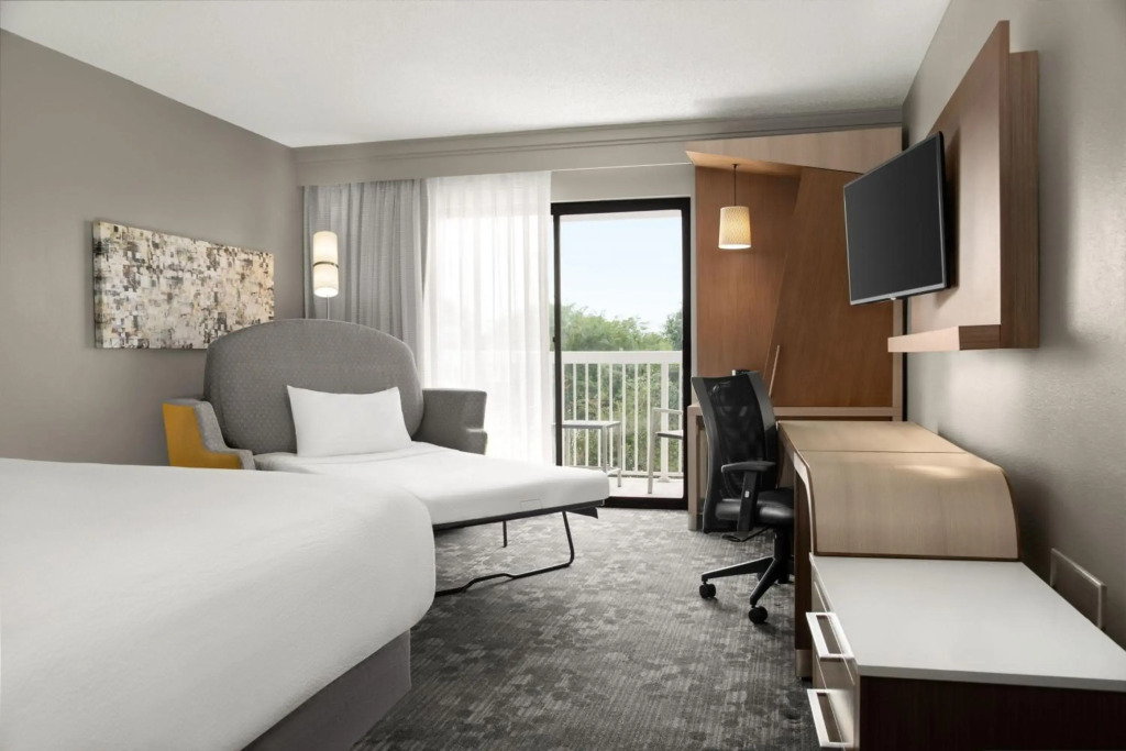Courtyard by Marriott Lafayette Airport