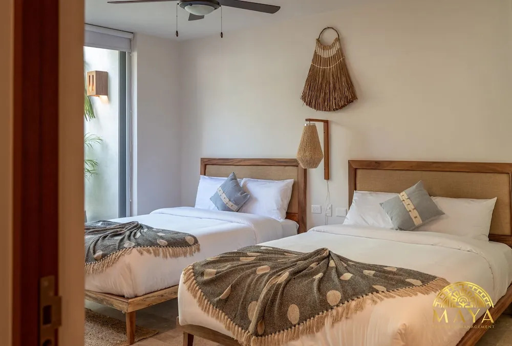 NHOA 102A Lux 2BR Condo Plunge Pool in Aldea Zama