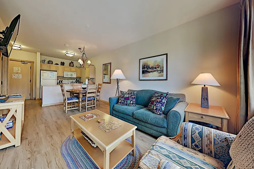 444jspgs 1 Bedroom Condo