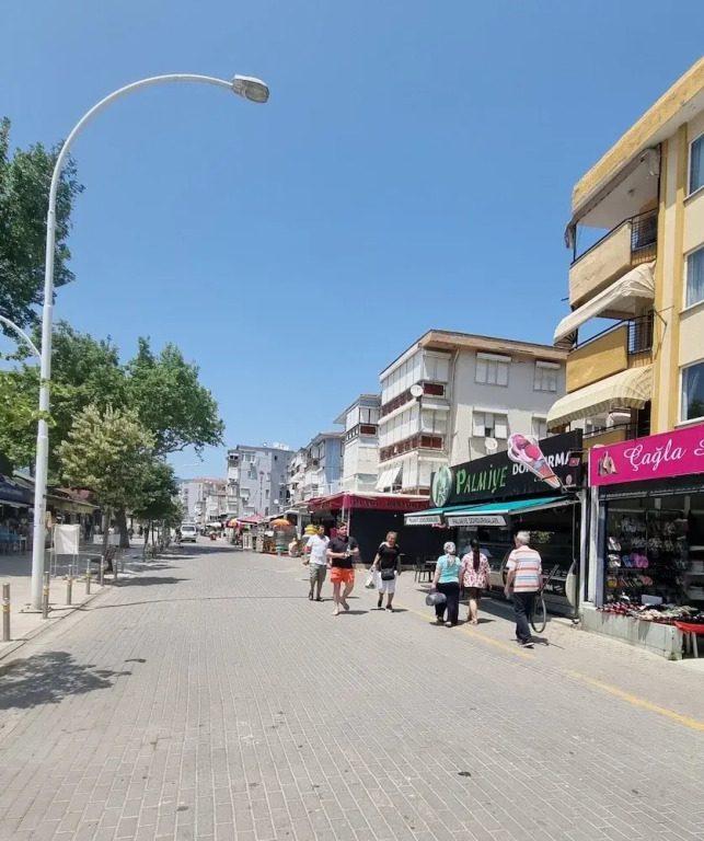 Keri̇mbey Apart