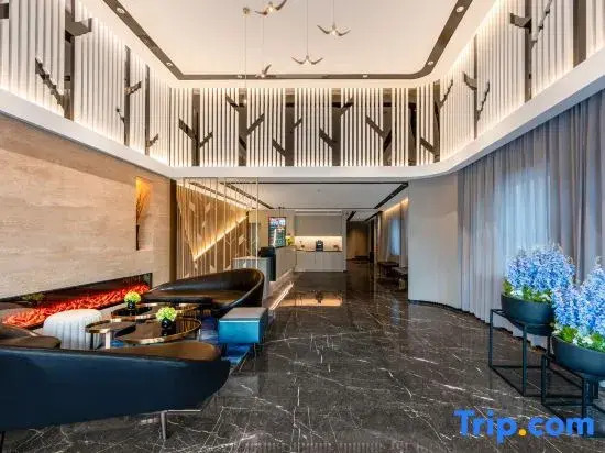 Home Inn Business Hotel（Qingdao Haier Industrial Park Pure Life Journey）