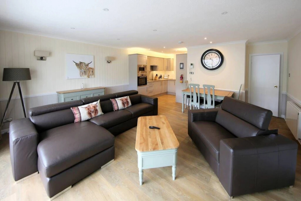Loch Rannoch Pine Marten Lodge 5