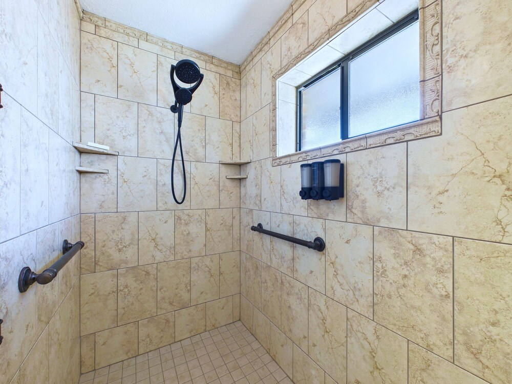 Indian Harbor Beach Pool Retreat