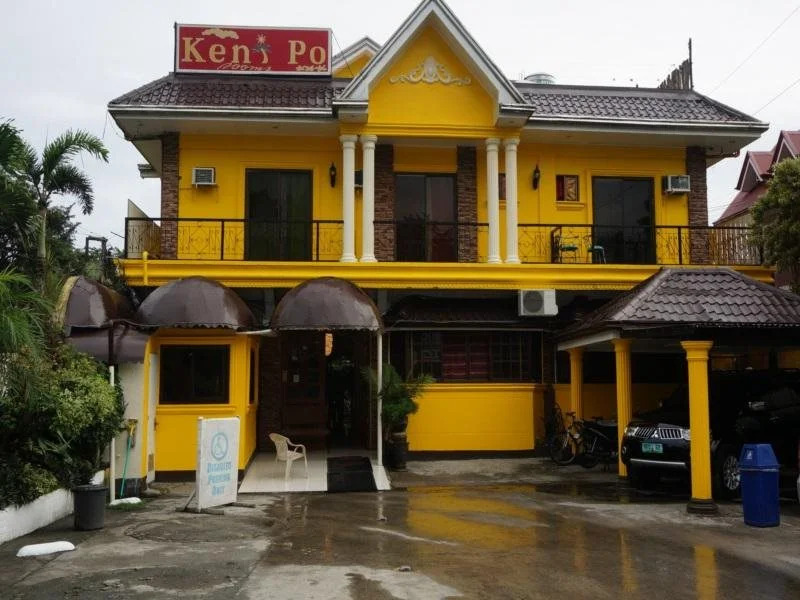 Keni Po Rooms