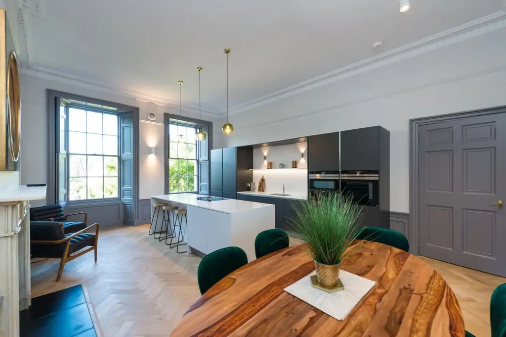 Luxury 3 bed in the heart of Edinburgh New Town