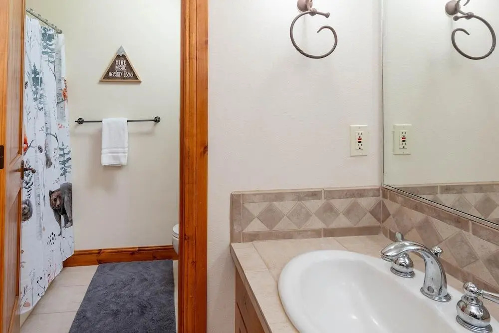 Aquila Lodge - Unit 5