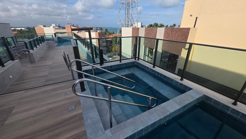 Apt a 120m das piscinas naturais by LP
