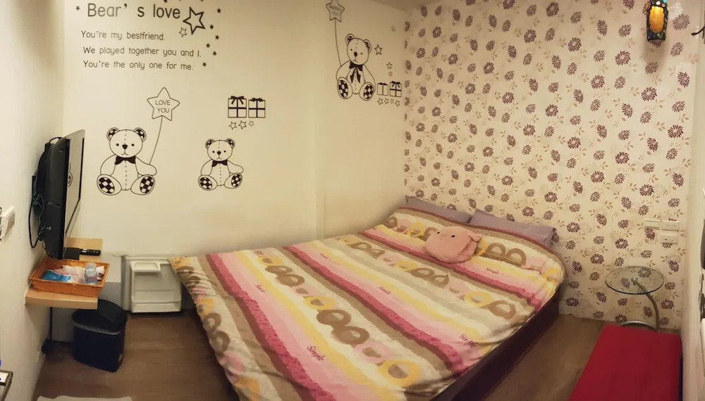 Come and Play Guesthouse
