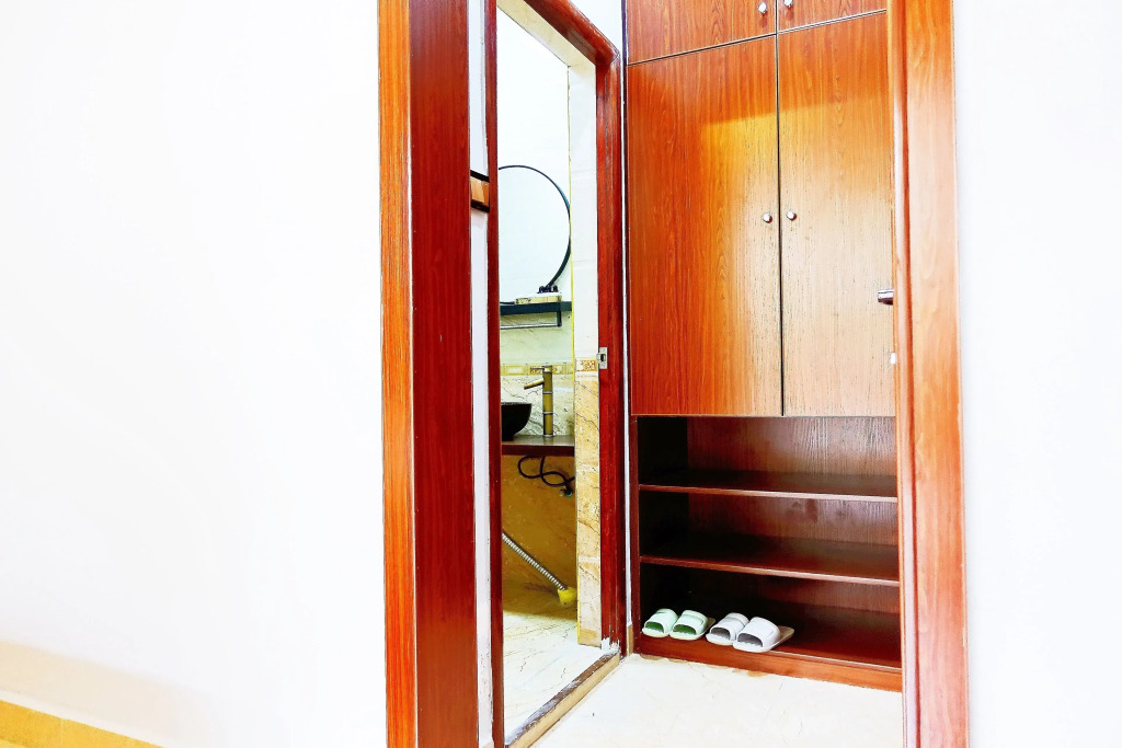 Sanya Jinji Liyuan Guesthouse