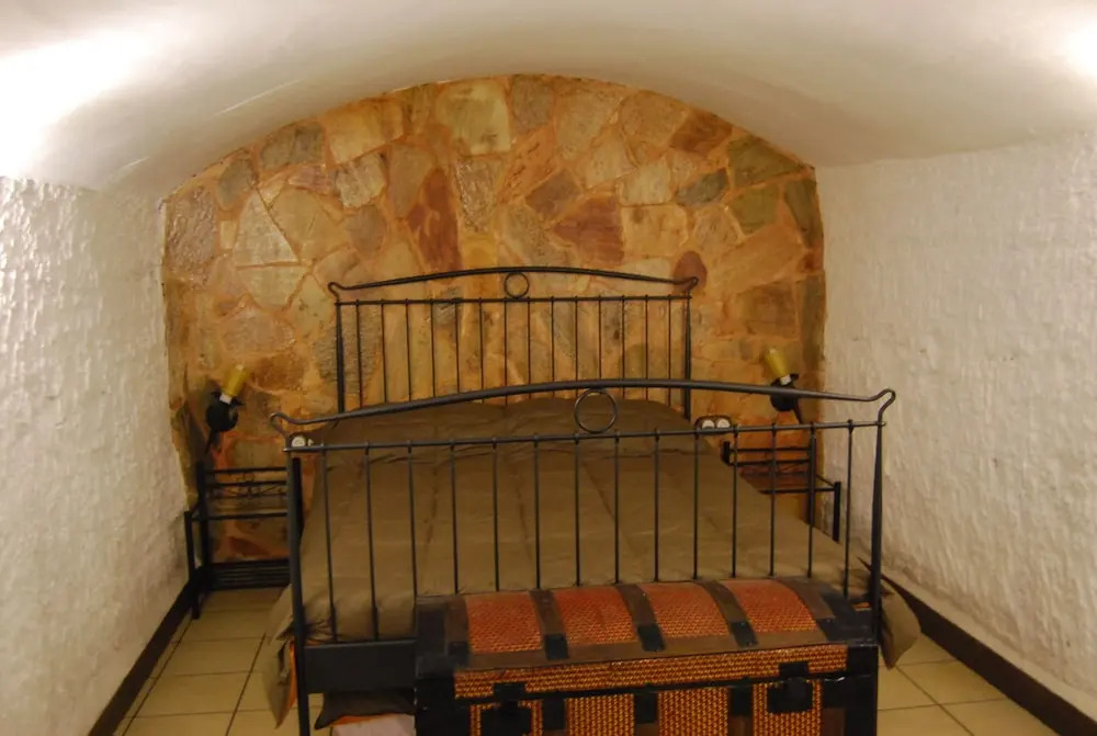 Cueva El Haro
