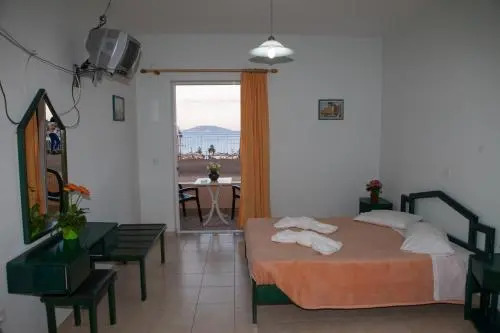Iliana Apartments