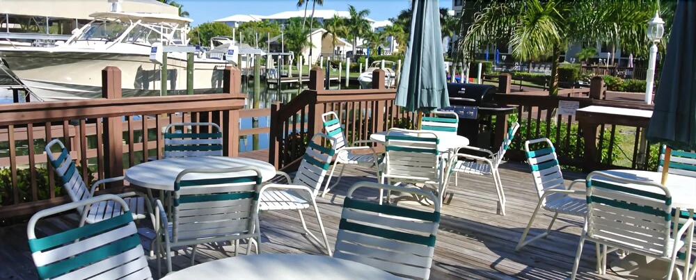 Estero Blvd Condo #258883 2 Bedrooms 2.5 Bathrooms Condo