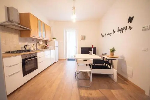 Bright Perugia Apartment