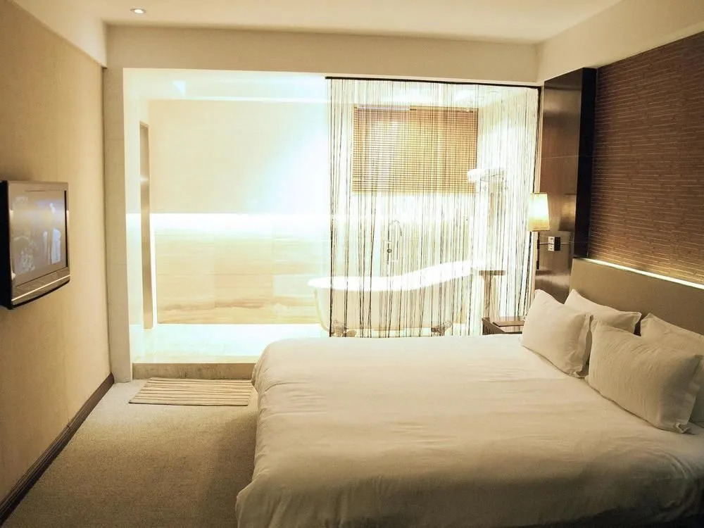 Biway Fashion Hotel - Puyang Daqing Road Branch