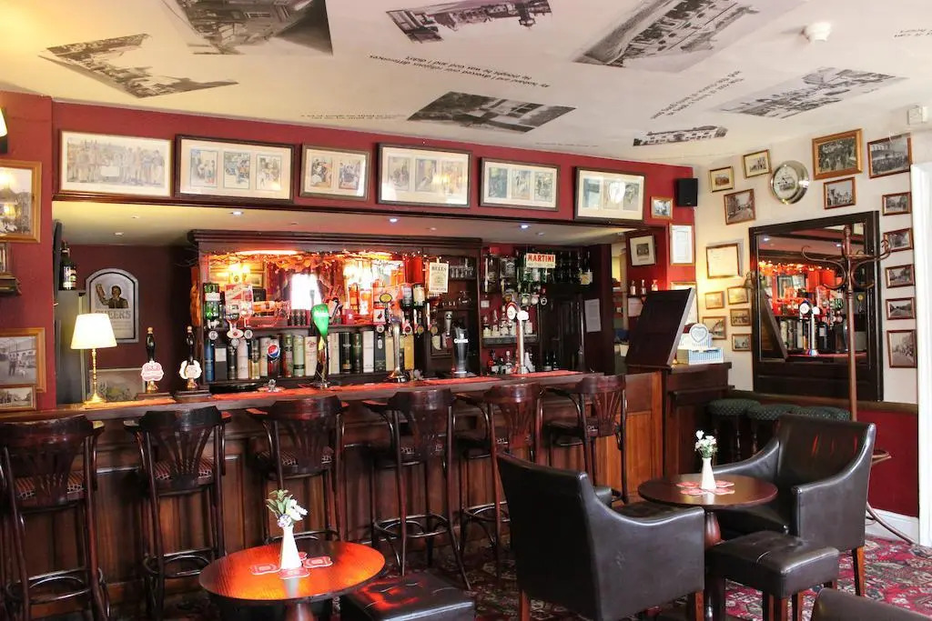 Castle Hotel
