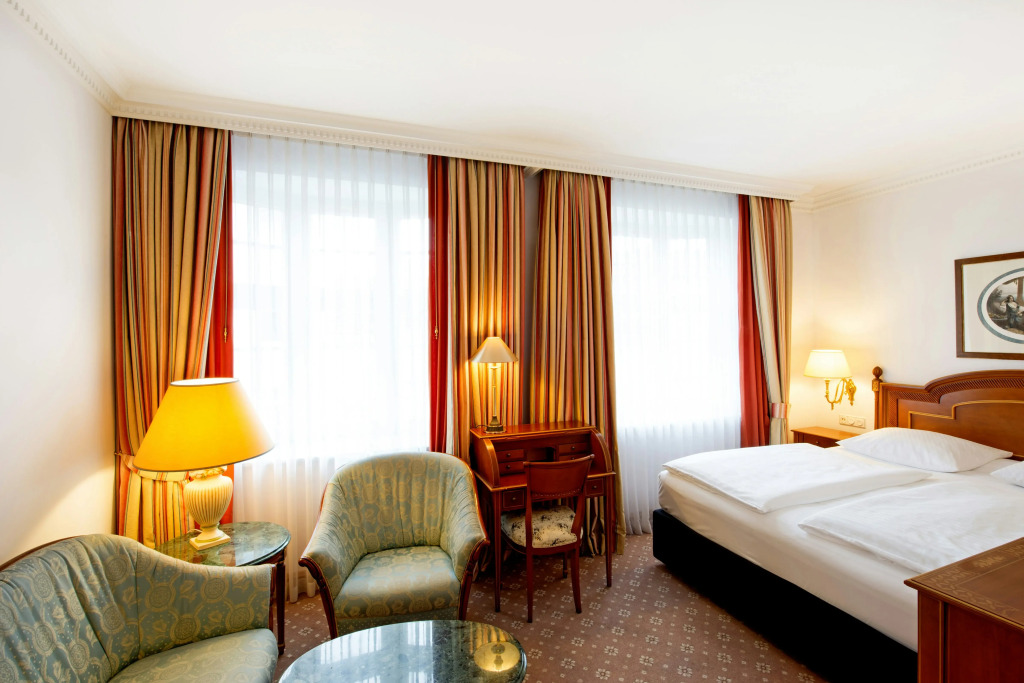 DORMERO Hotel Halle
