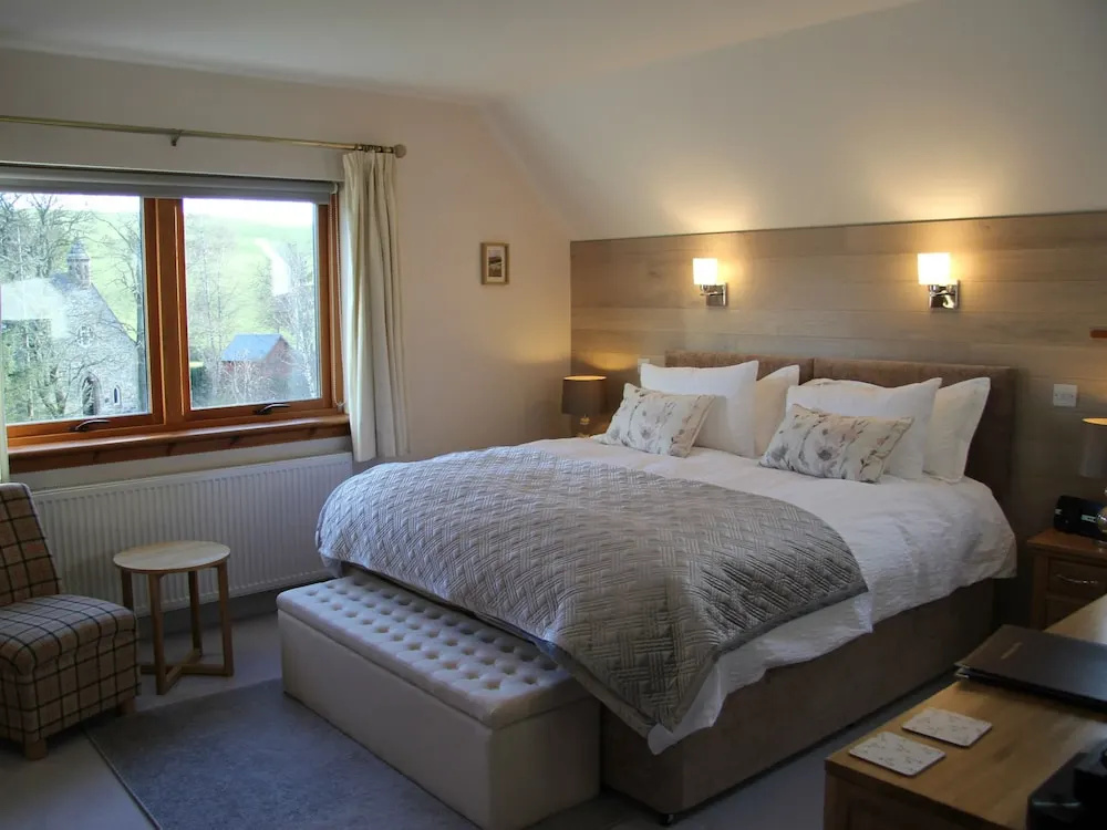 Thistle Dhu Bed & Breakfast