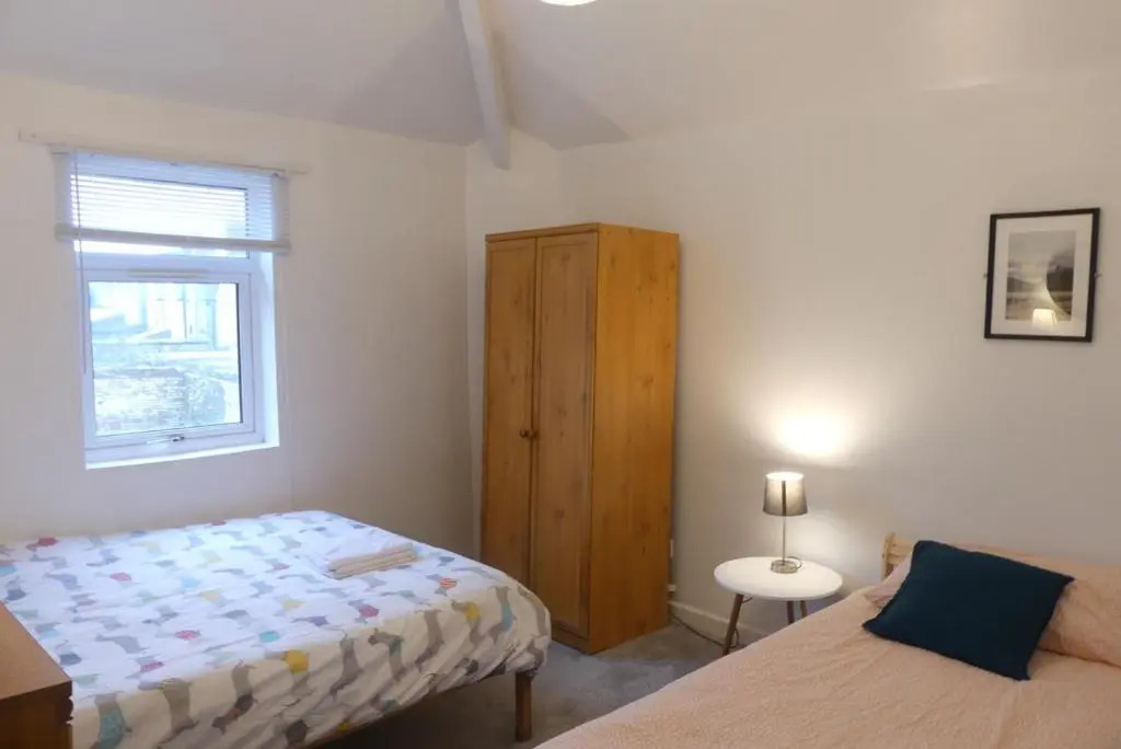 Space For Groups, 10 mins from centre with parking!