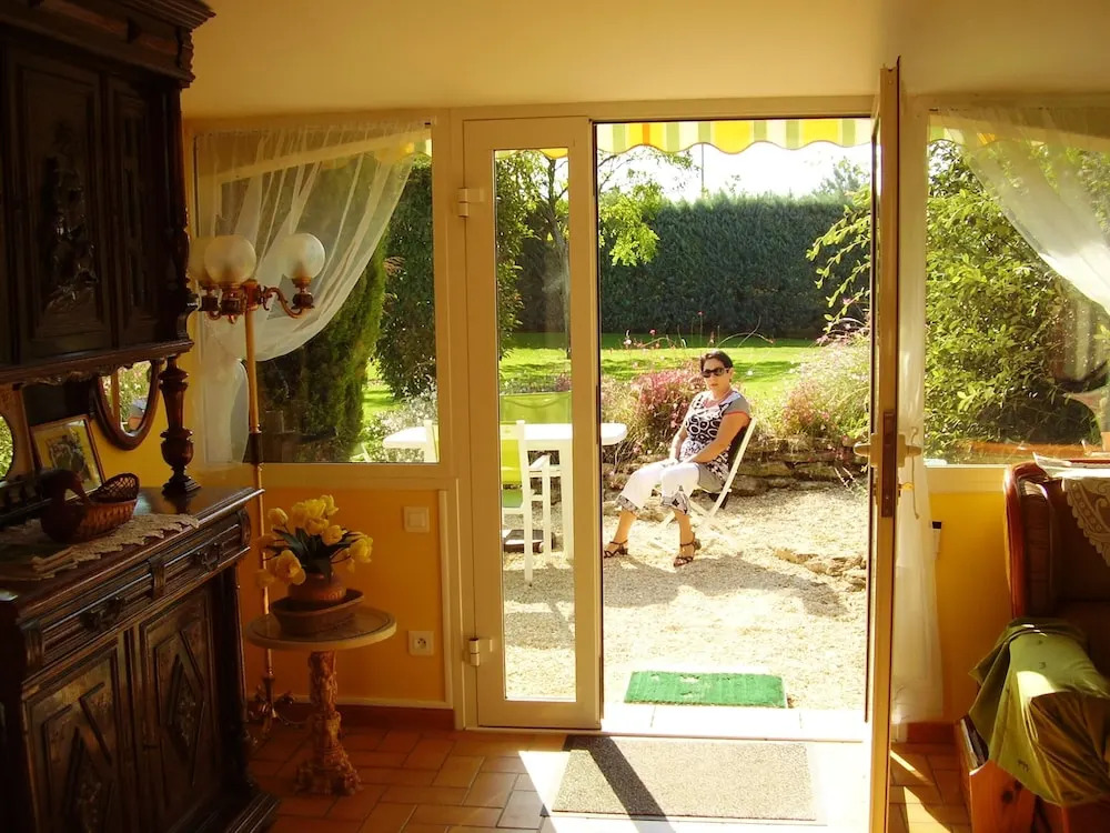 House With 2 Bedrooms In Carpentras With Shared Pool Enclosed Garden And Wifi 31 Km From The Slopes