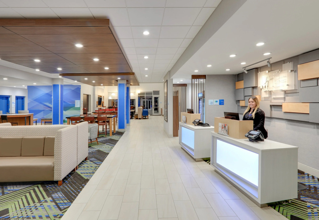 Holiday Inn Express & Suites DALLAS PARK CENTRAL NORTHEAST by IHG