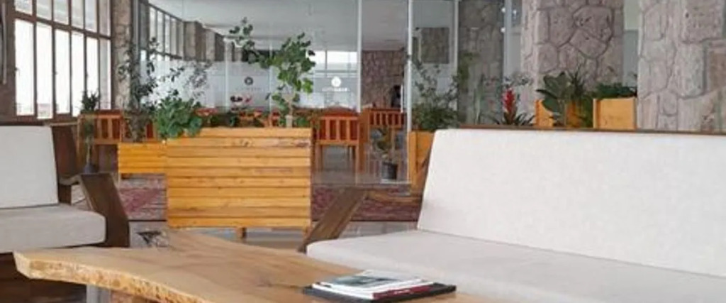 Askireg Hotel