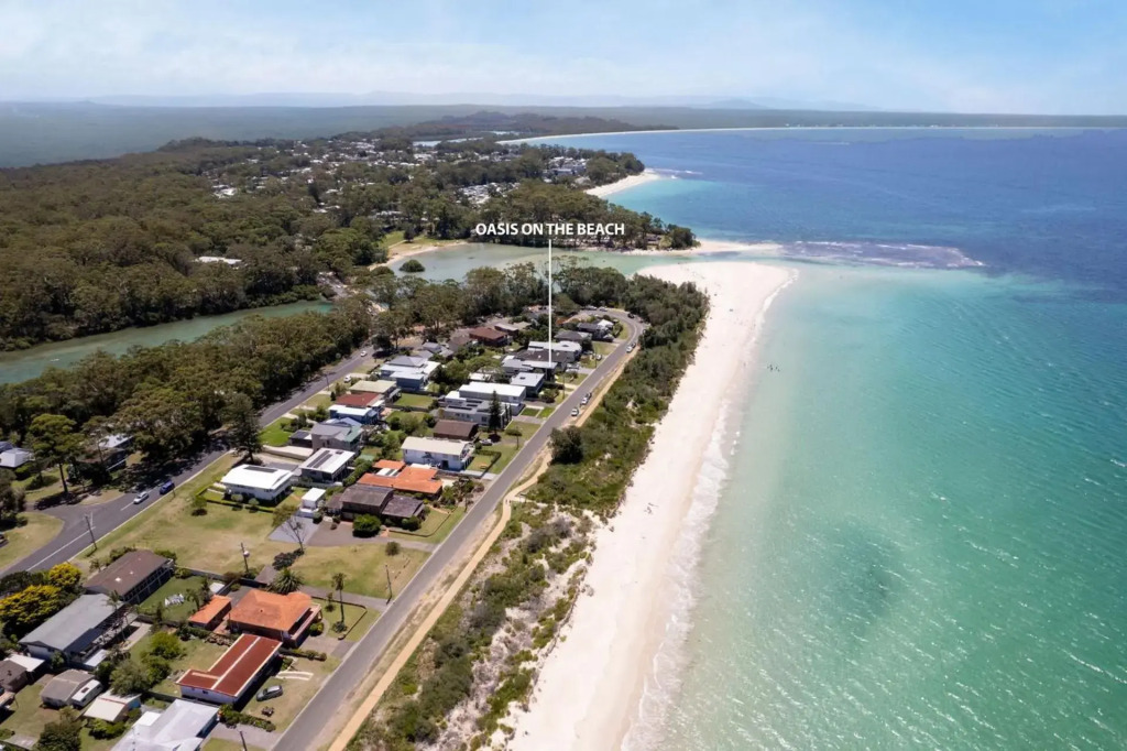 Oasis on the beach - large 6BR home w. ocean views