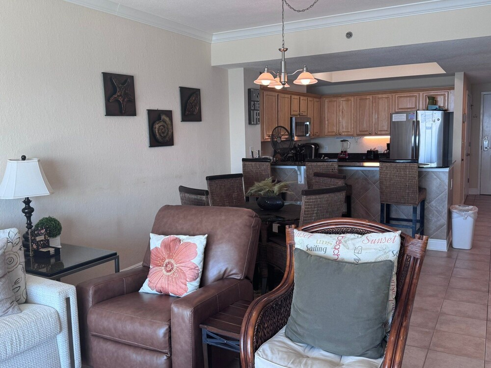 Crystal Shores West 707