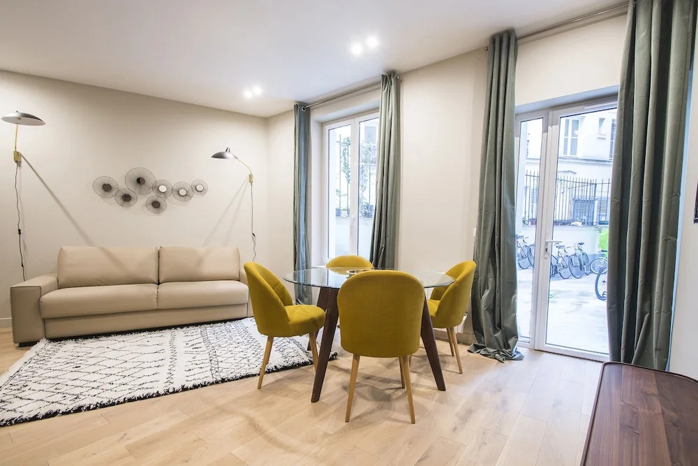 Luxury Apartment in Paris - République