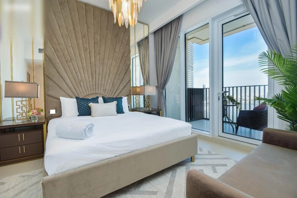 Executive 3BR Apt Creek Harbour