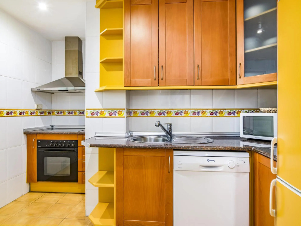 Banana Beach Marbella 4 pax 326