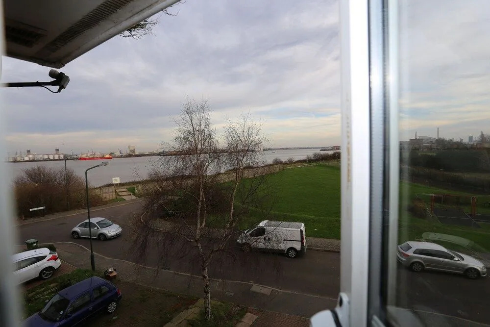 Lovely Studio Apartments - Thamesmead