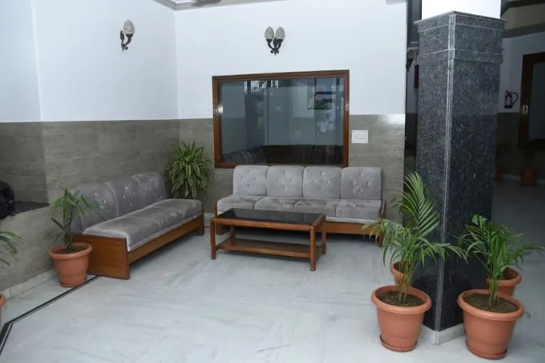 Hotel Wonder Hills,Har ki Pauri Road Haridwar