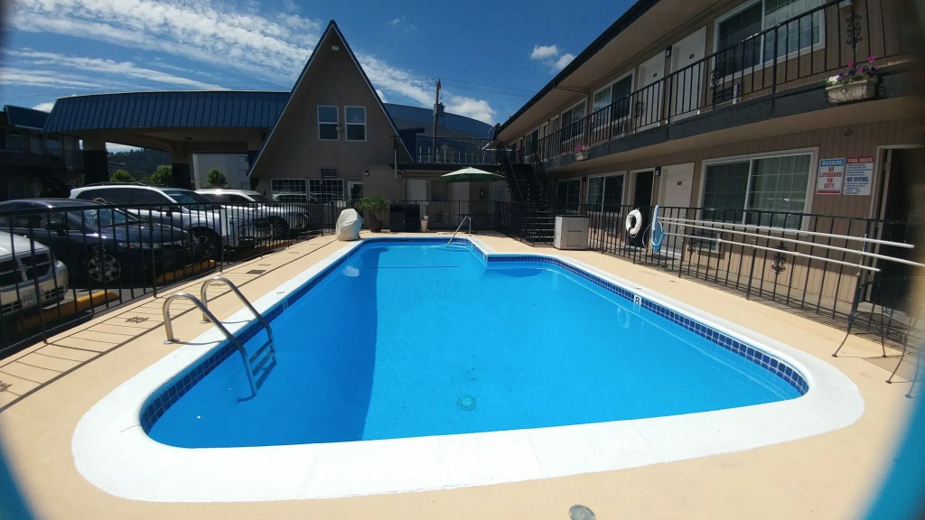 University Inn and Suites Eugene